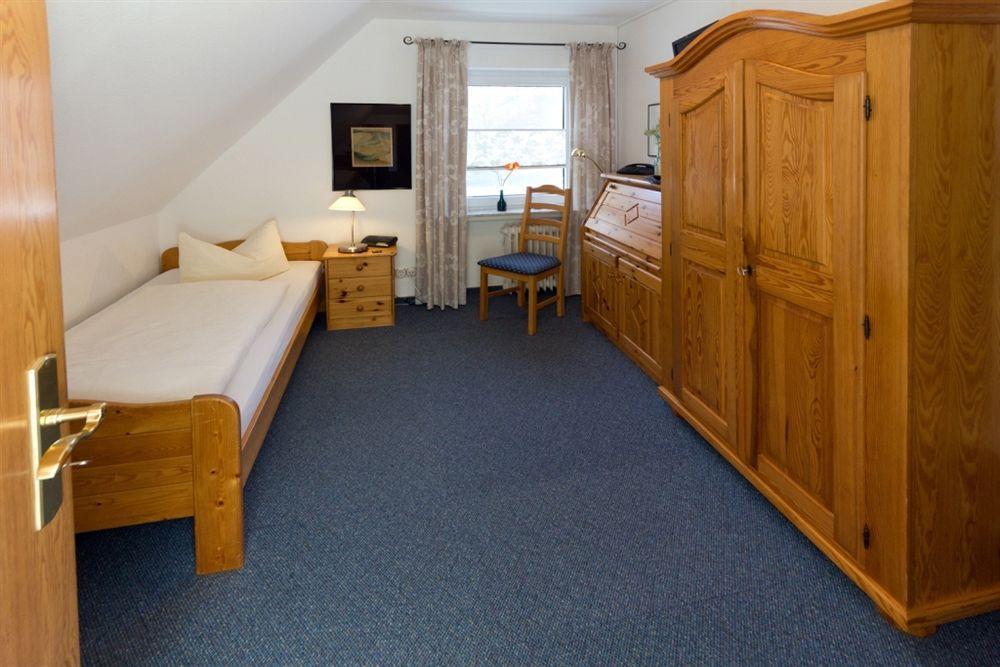 Hotel Ostfriesland Garni Norden Exterior photo
