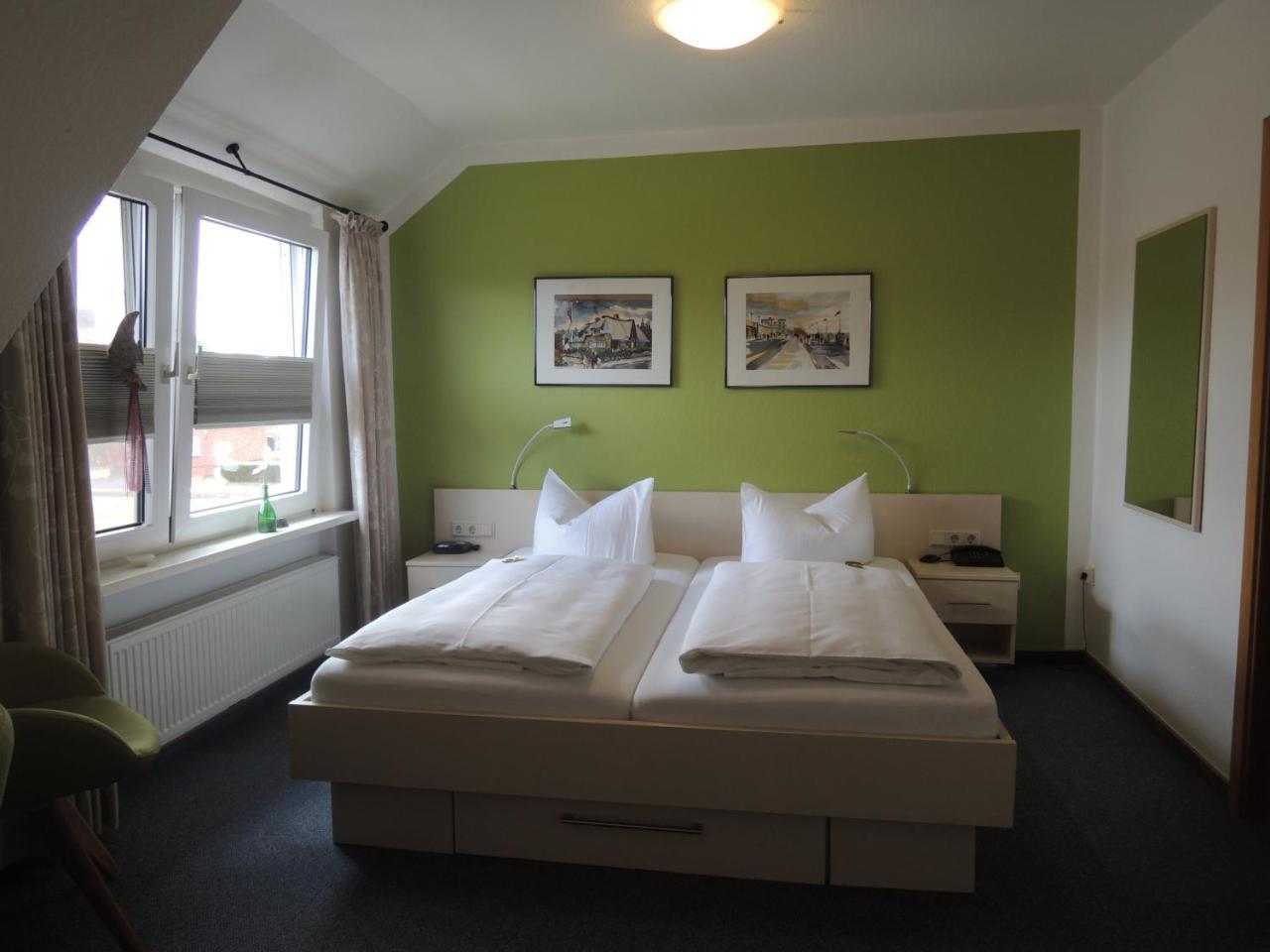 Hotel Ostfriesland Garni Norden Exterior photo